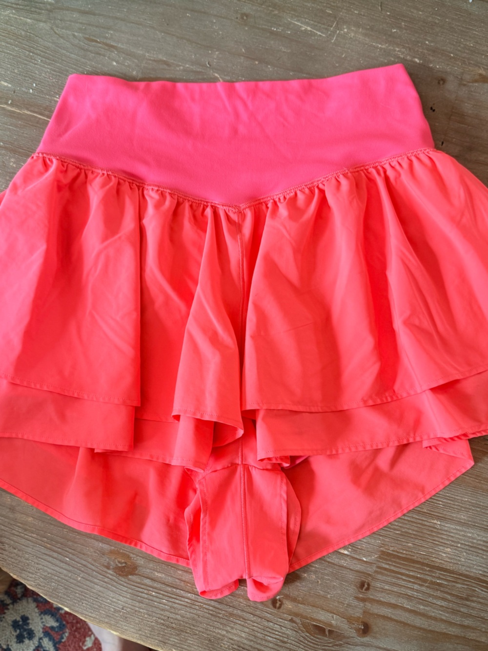 Women’s Aerie Offline Ruffle Shorts in Coral Pink